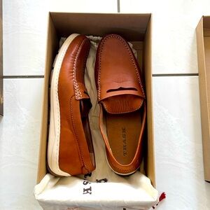 New Trask  Sheldon cognac Sheepskin Loafer size 11.